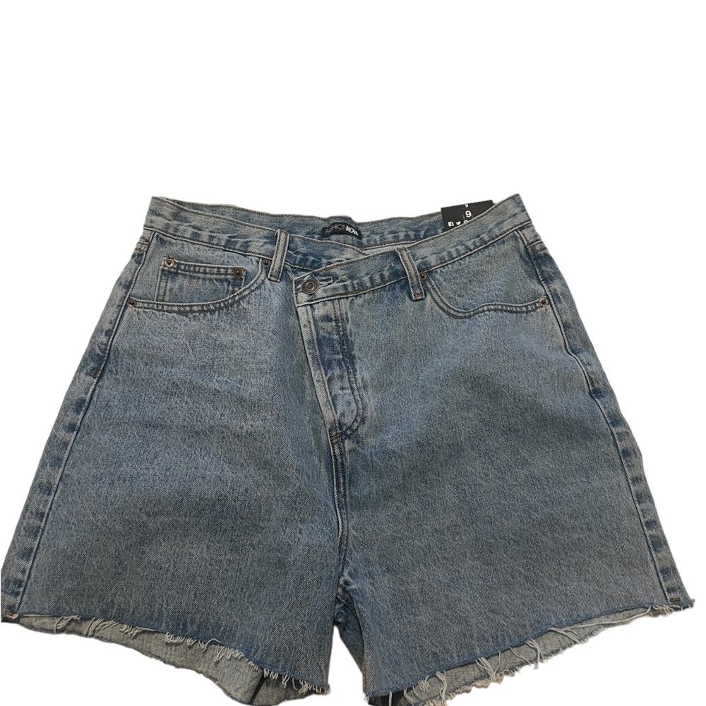 NWT Fashionnova Crossover Relaxed Shorts 9 29/30